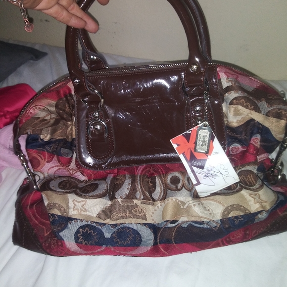 Purses - Picture 3 of 3